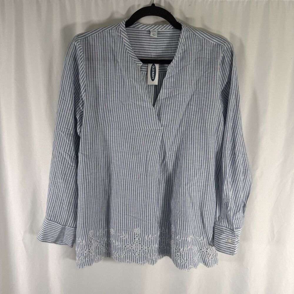 New Old Navy Blouse Women's Medium Blue White Striped Vneck Long Sleeve Lightwei